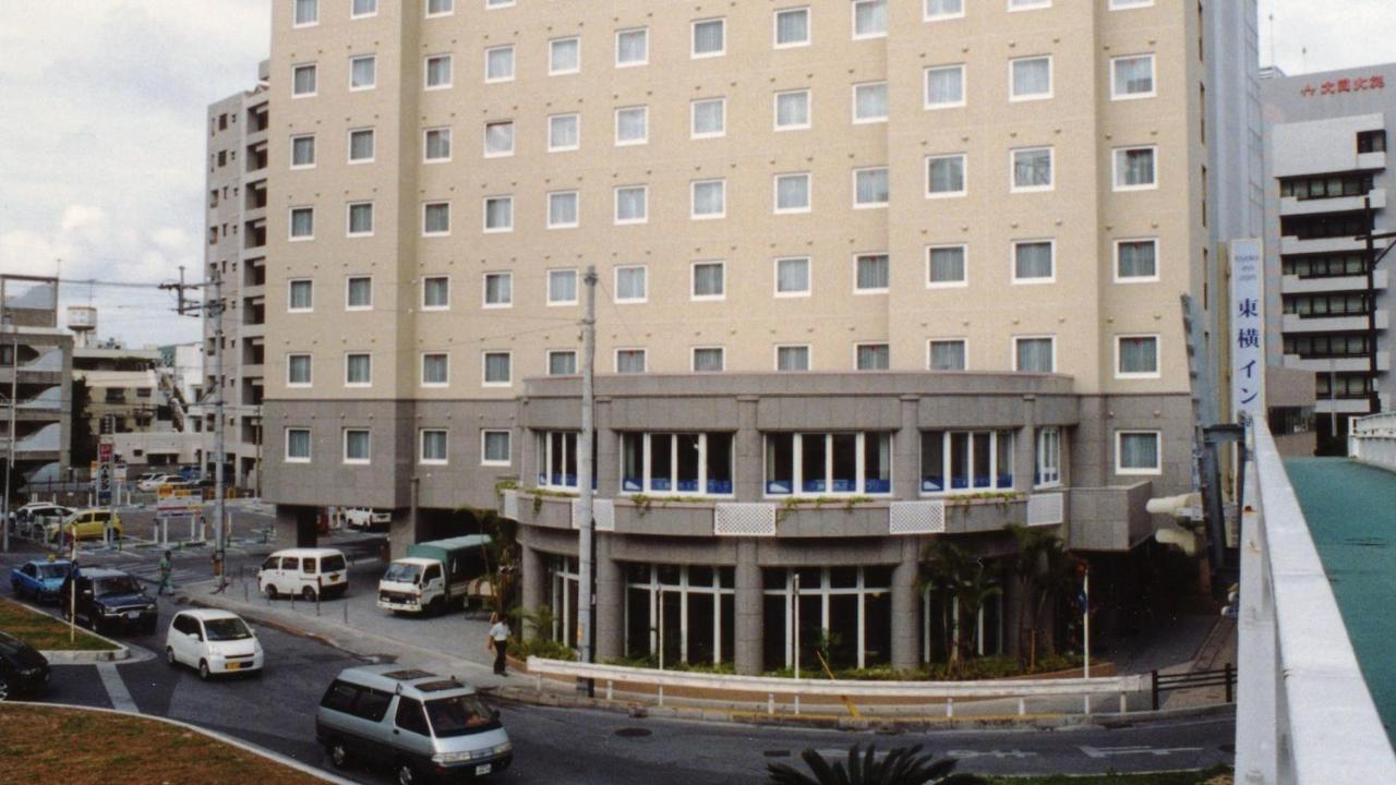 Toyoko Inn Okinawa Naha Asahibashi Ekimae Екстер'єр фото
