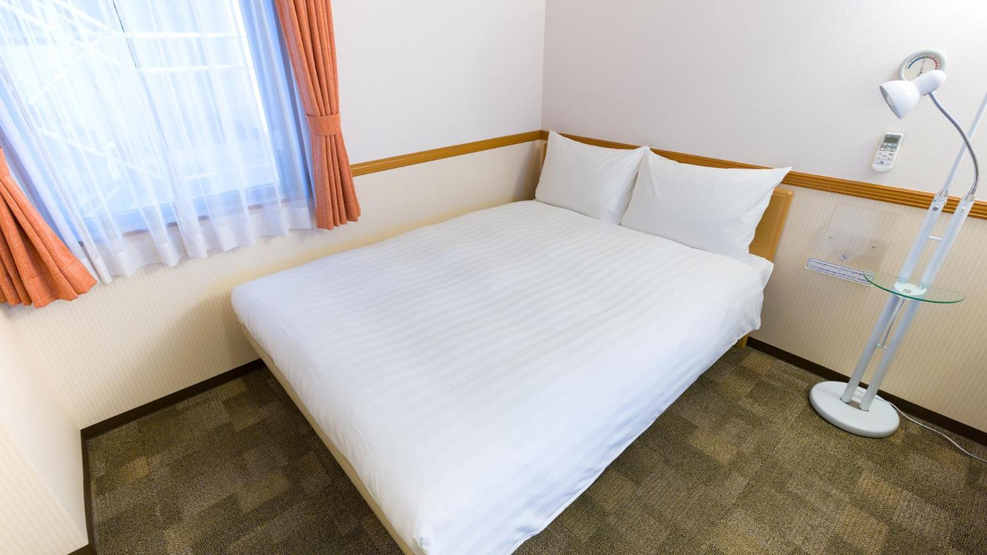 Toyoko Inn Okinawa Naha Asahibashi Ekimae Номер фото