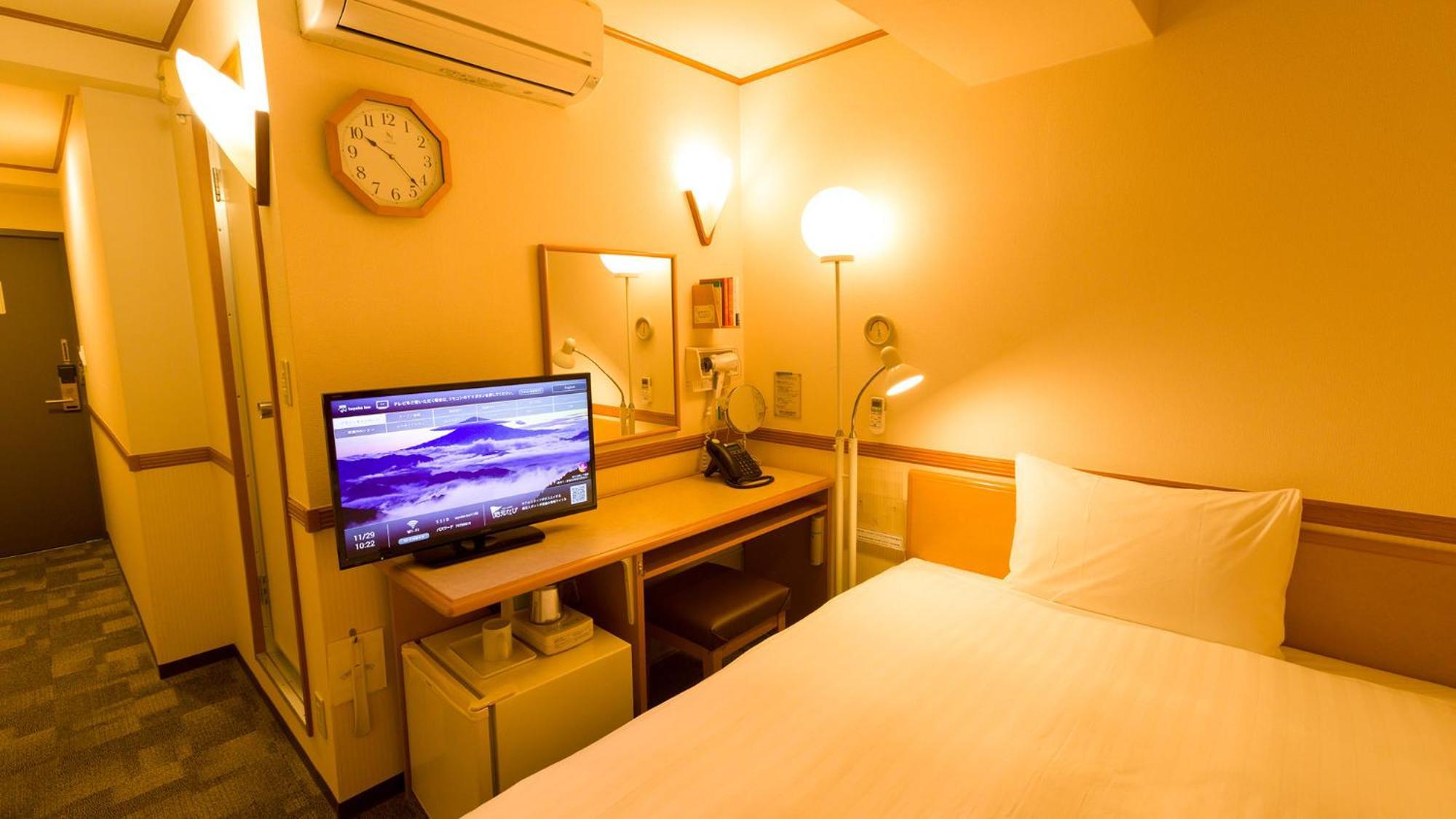 Toyoko Inn Okinawa Naha Asahibashi Ekimae Номер фото