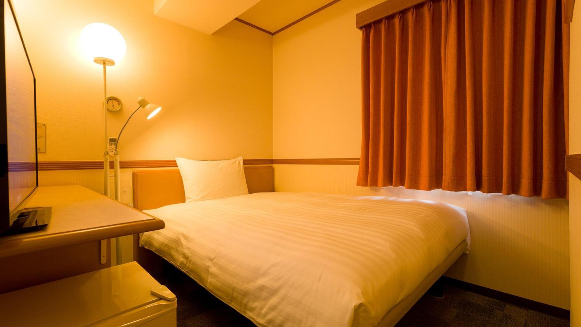 Toyoko Inn Okinawa Naha Asahibashi Ekimae Номер фото
