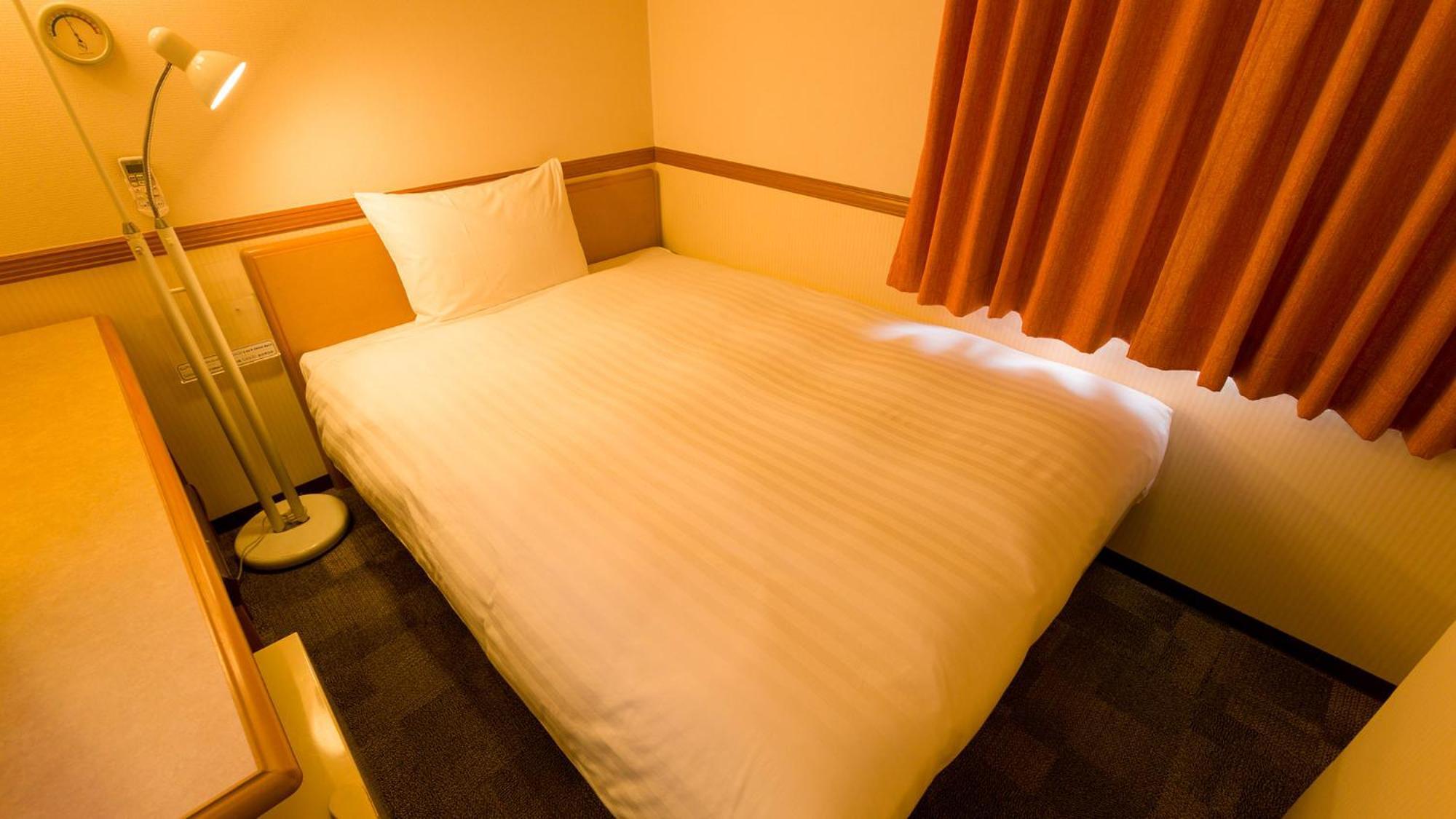 Toyoko Inn Okinawa Naha Asahibashi Ekimae Номер фото